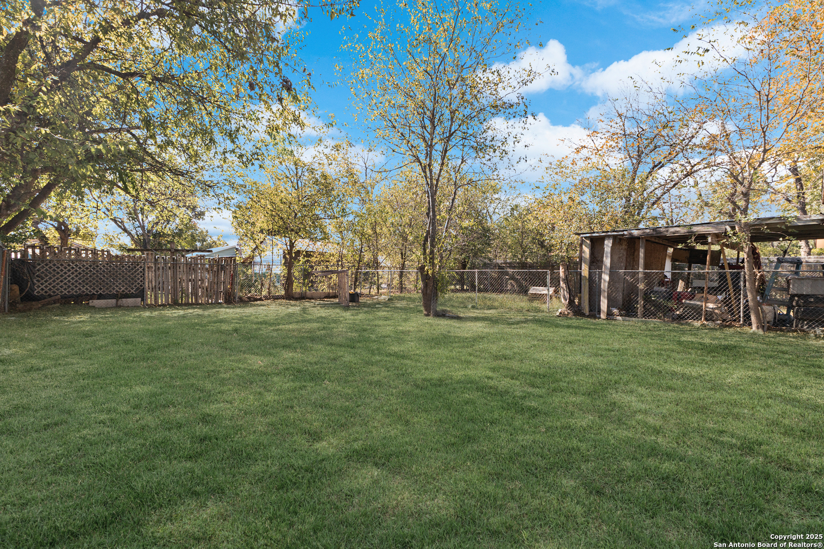 main property photo 22