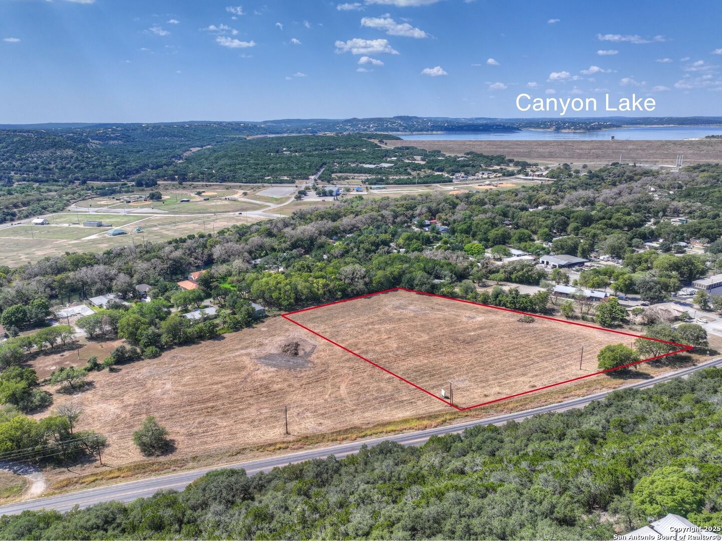 main property photo 10