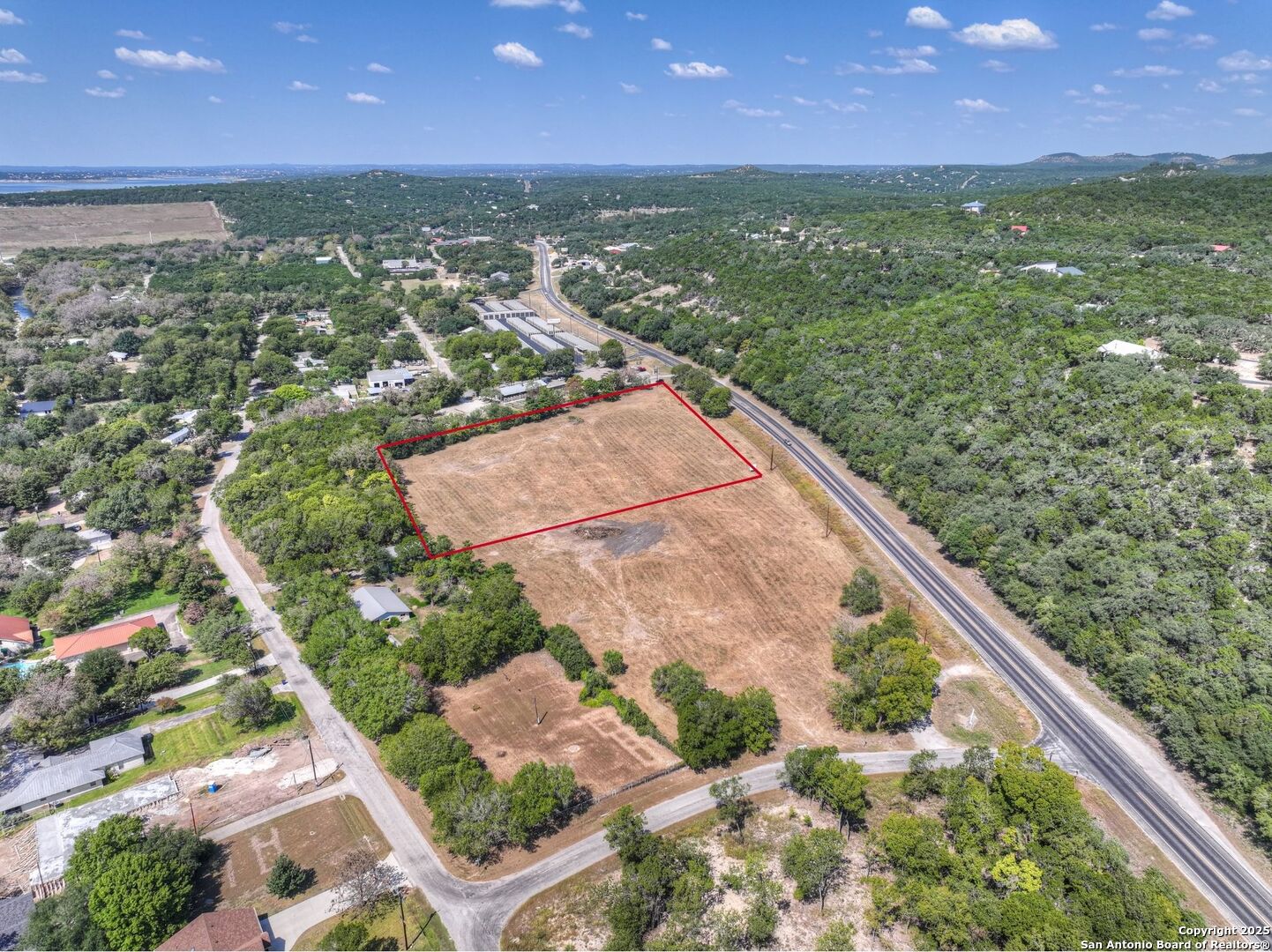 main property photo 8