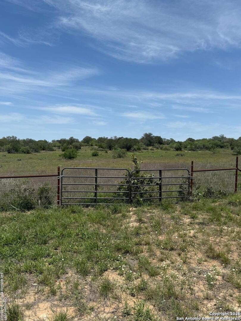 main property photo 13