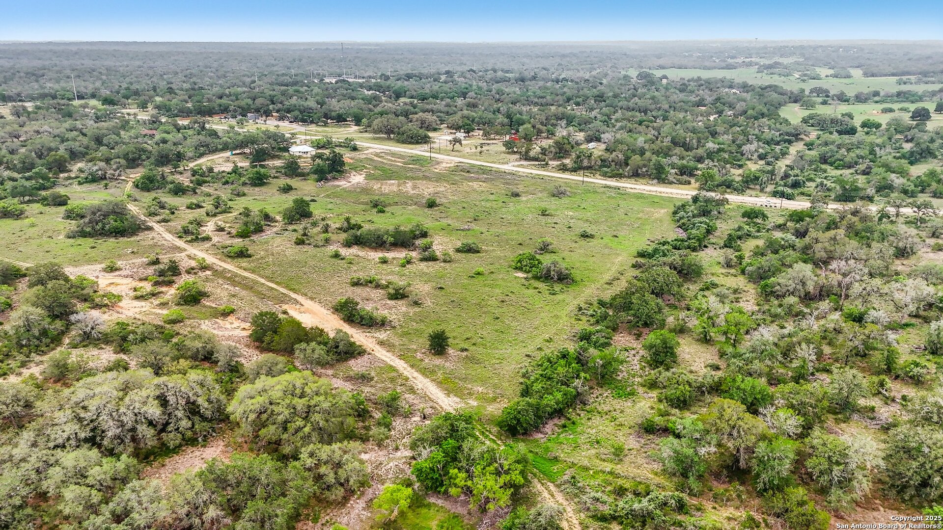 main property photo 6