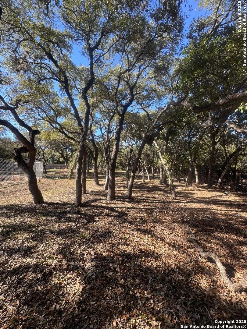 property viewer photo 2