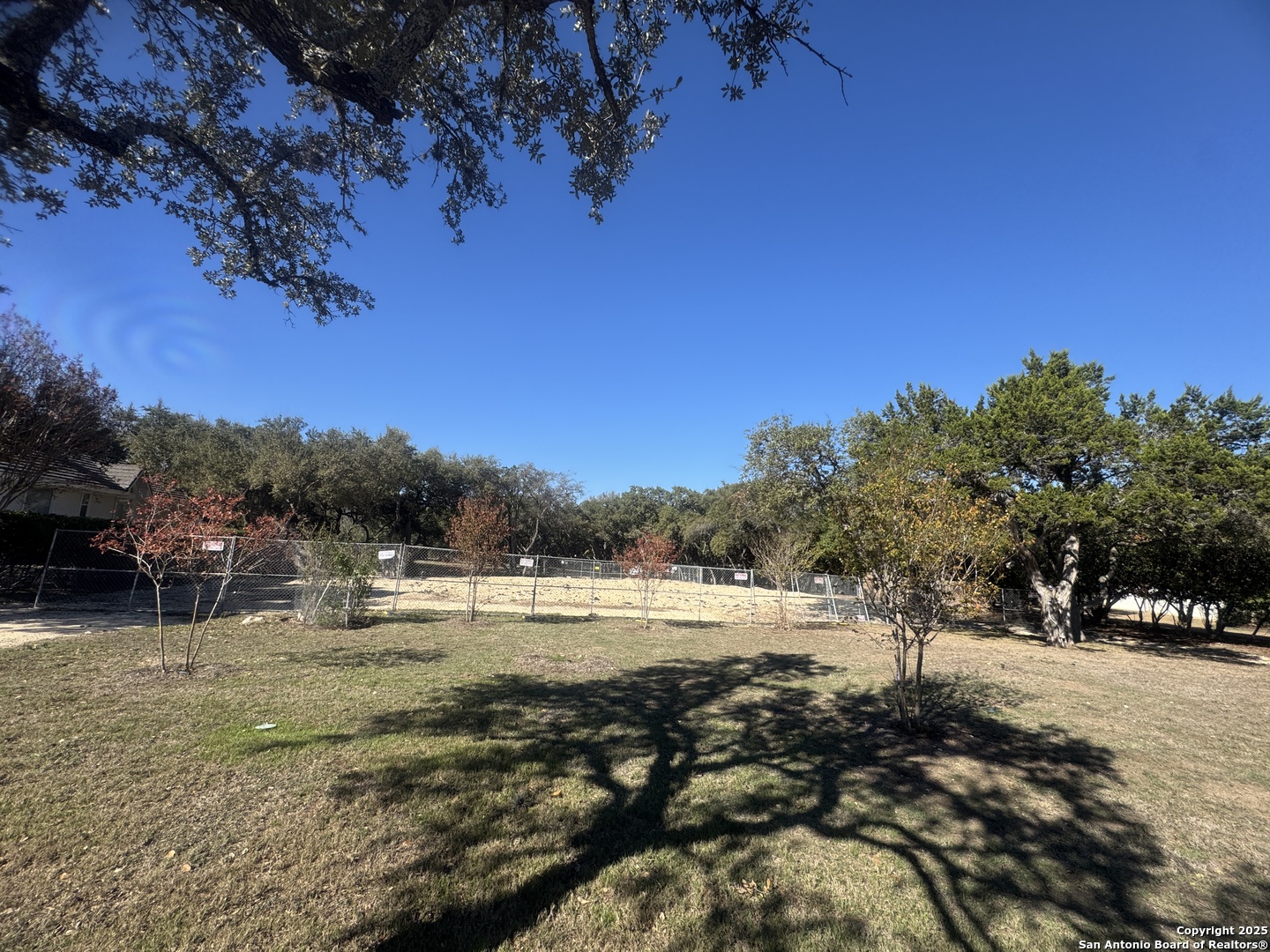 property viewer photo 4