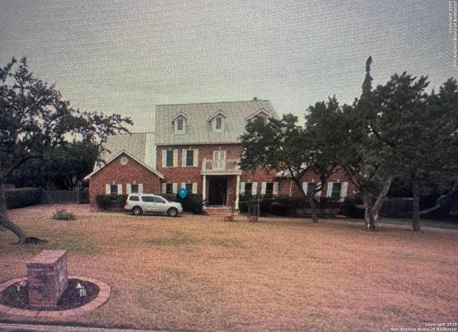 property viewer photo 6