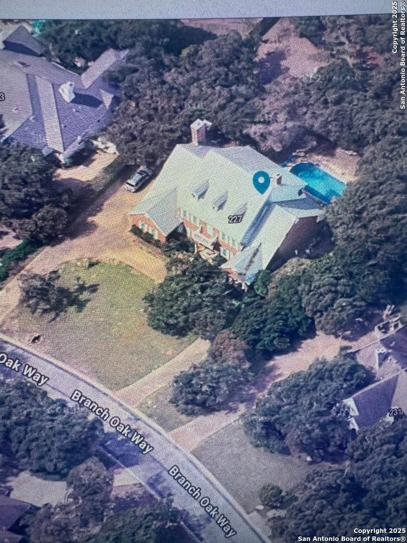 property viewer photo 7
