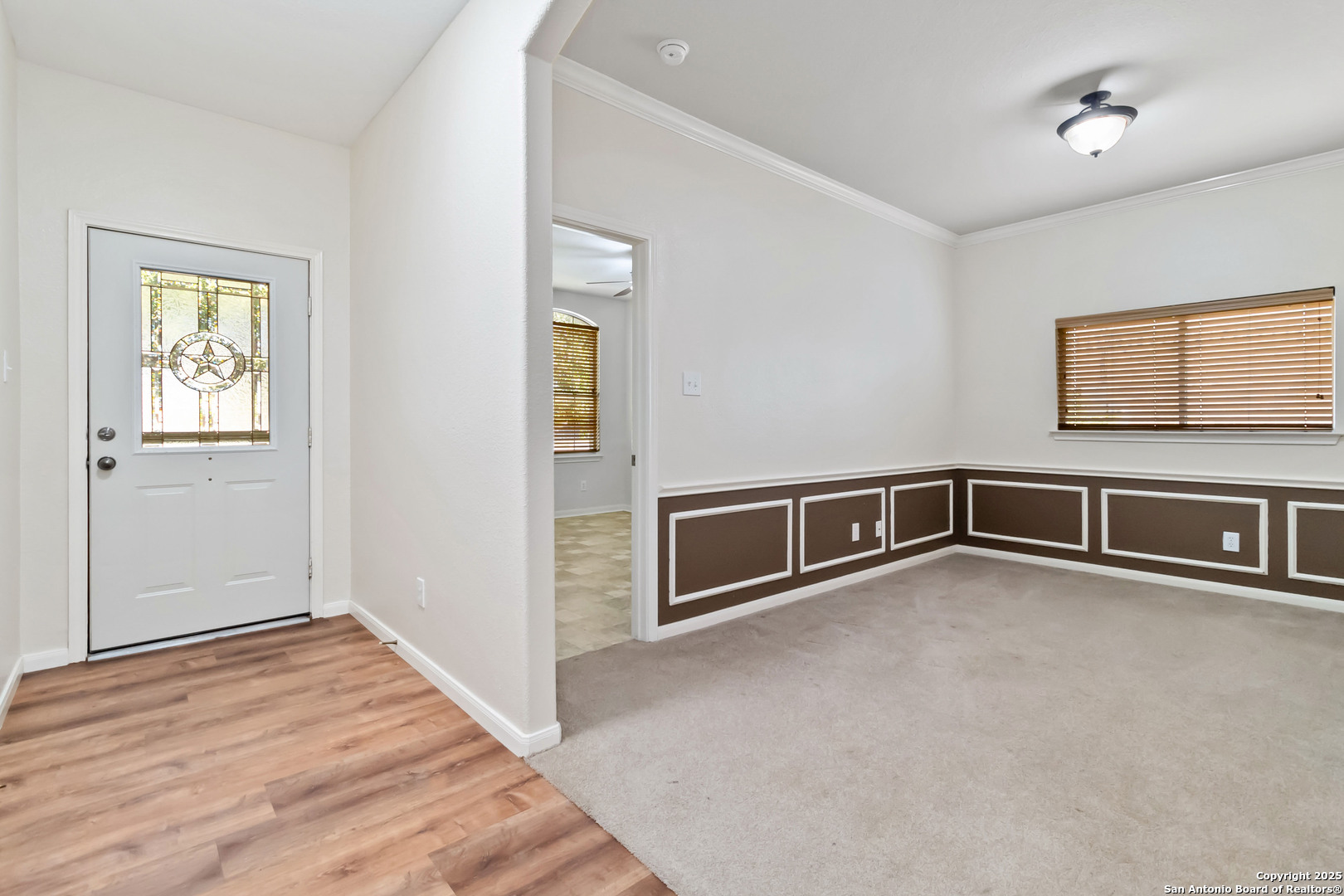 property viewer photo 12