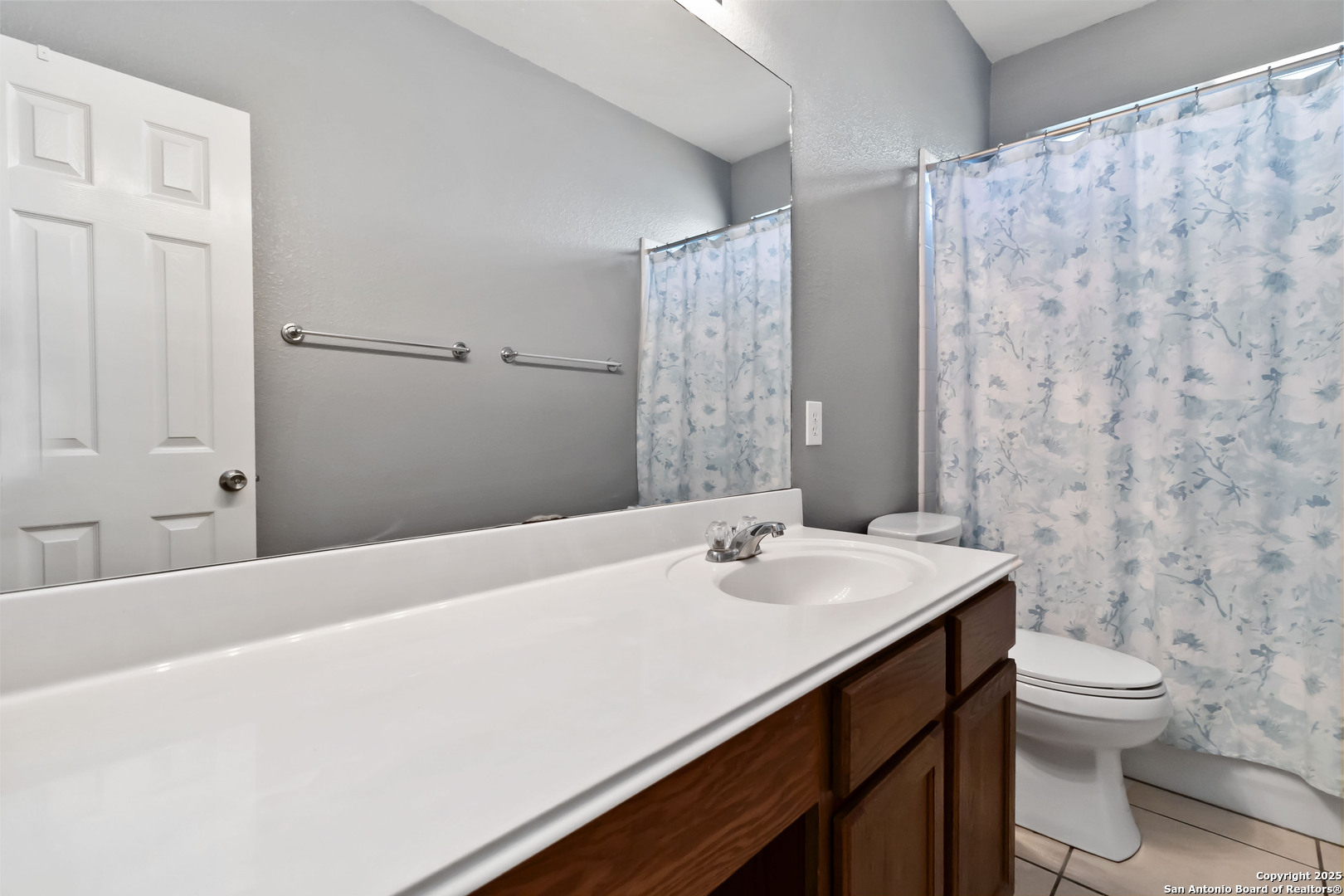 property viewer photo 17