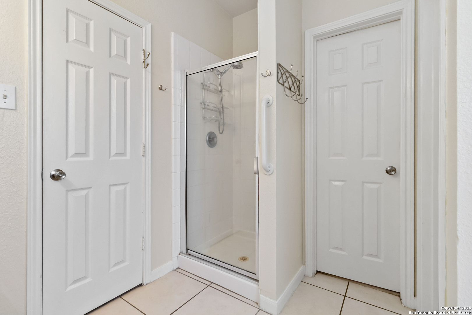 property viewer photo 24
