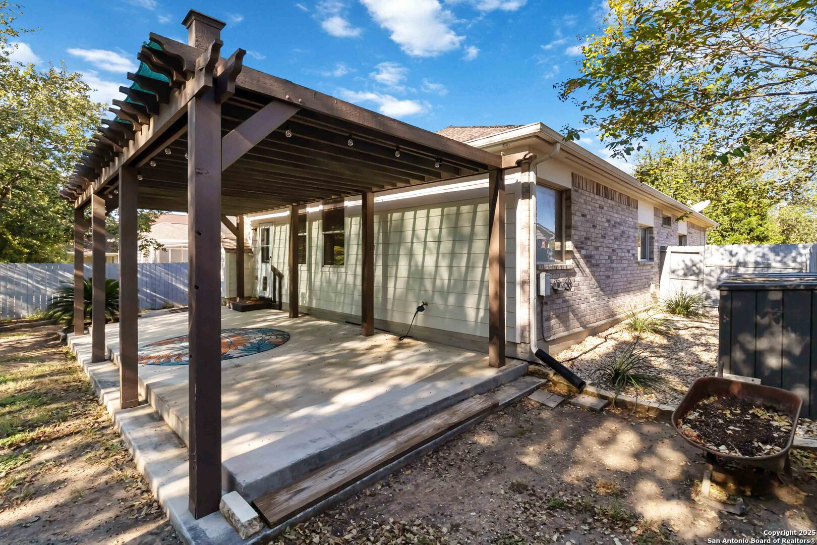 property viewer photo 28