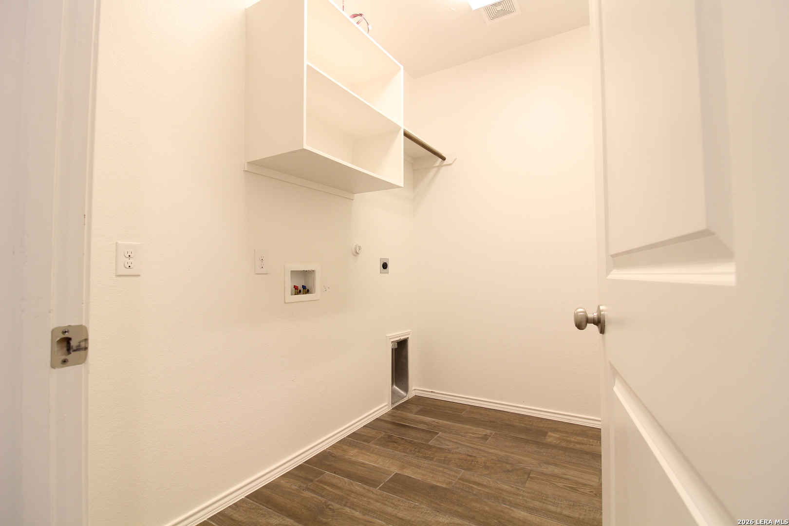 property viewer photo 12