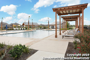 property viewer photo 35