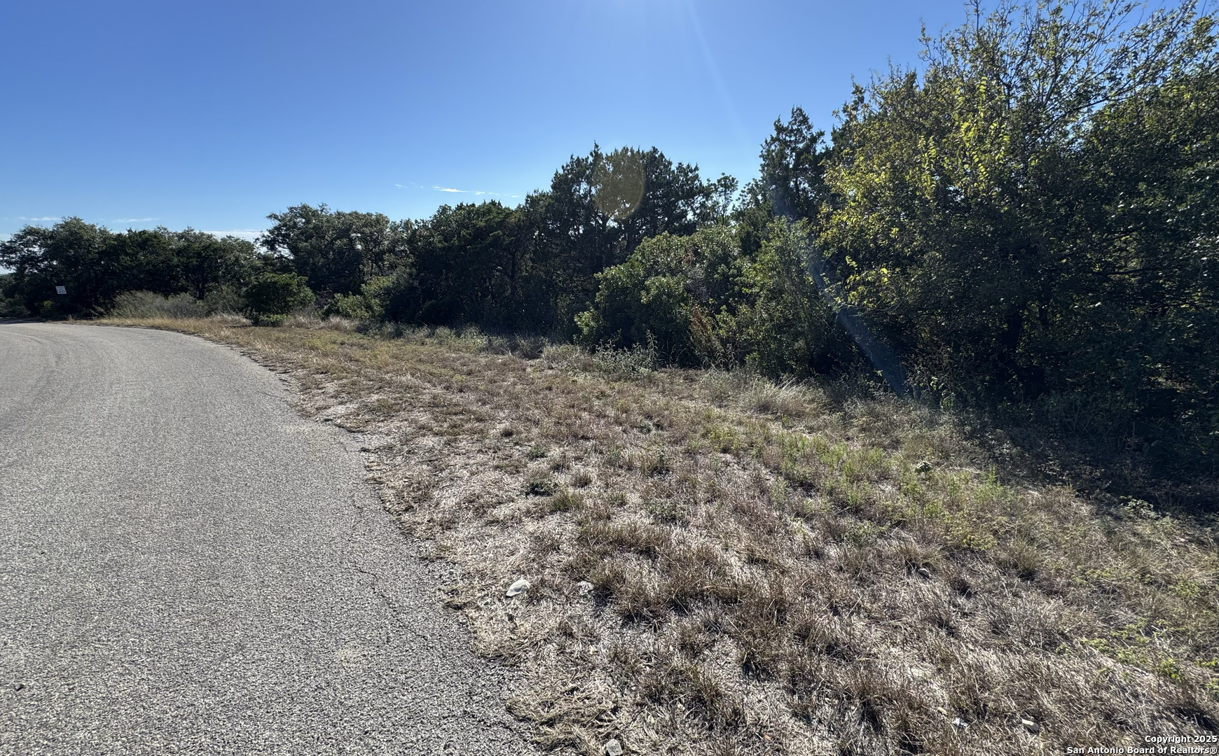 property viewer photo 11