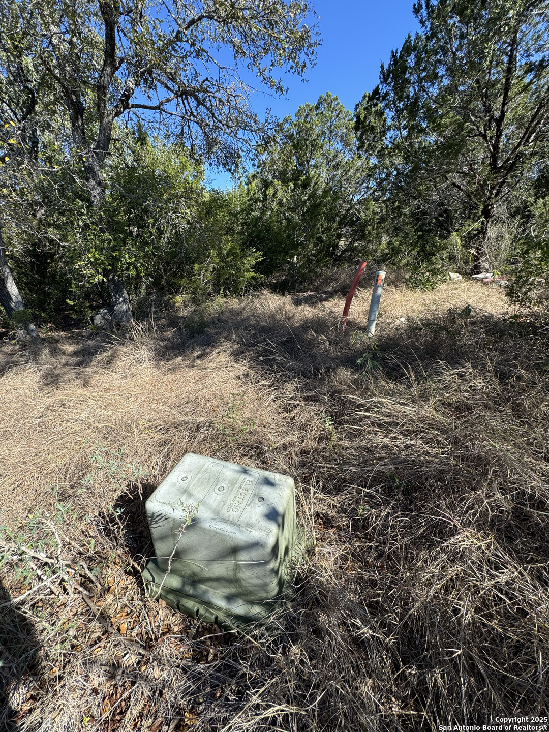 property viewer photo 16