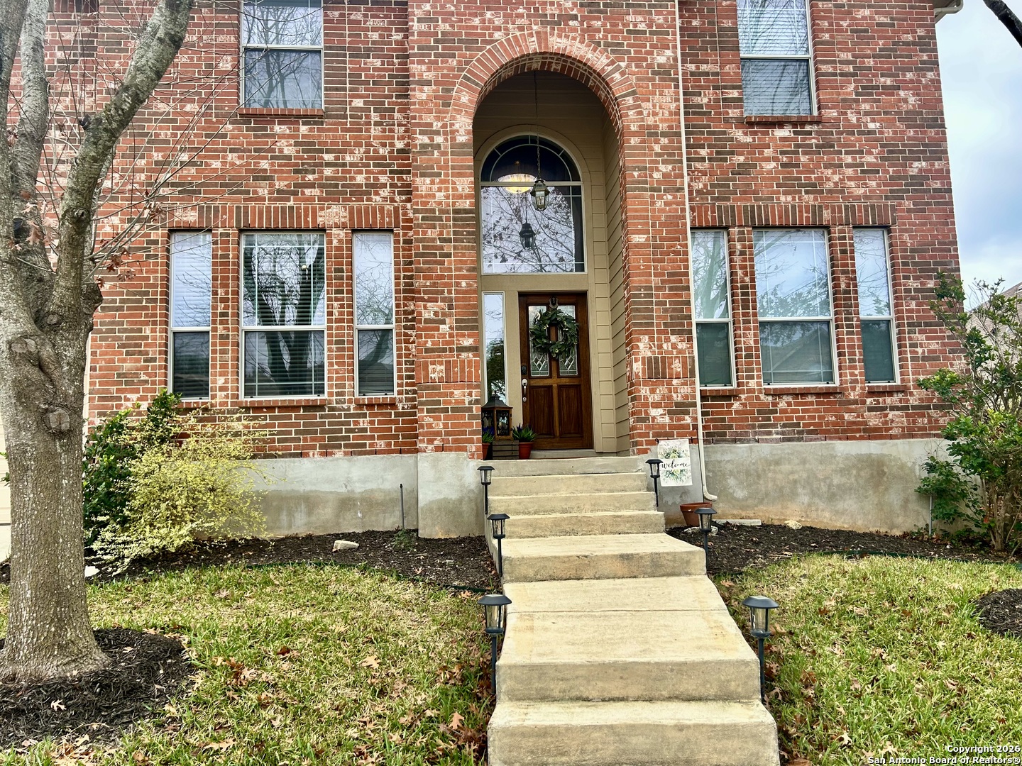 main property photo 0