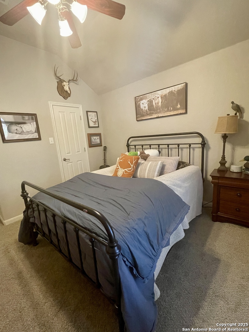 property viewer photo 24