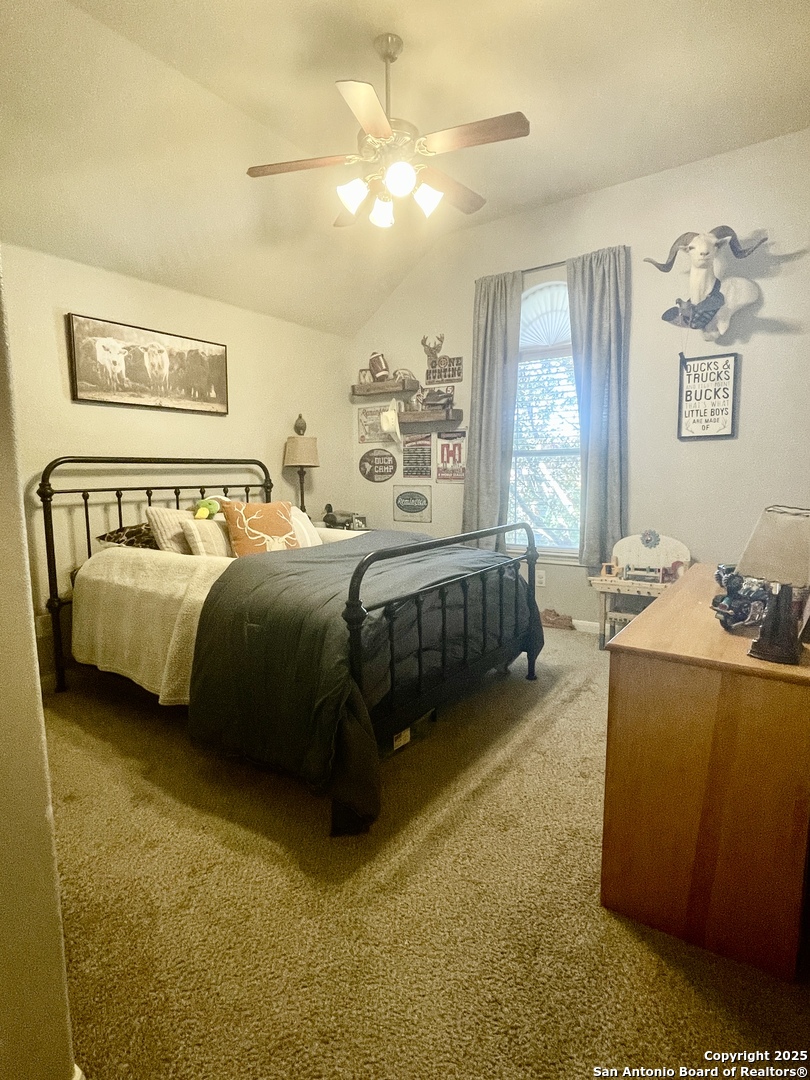 property viewer photo 25