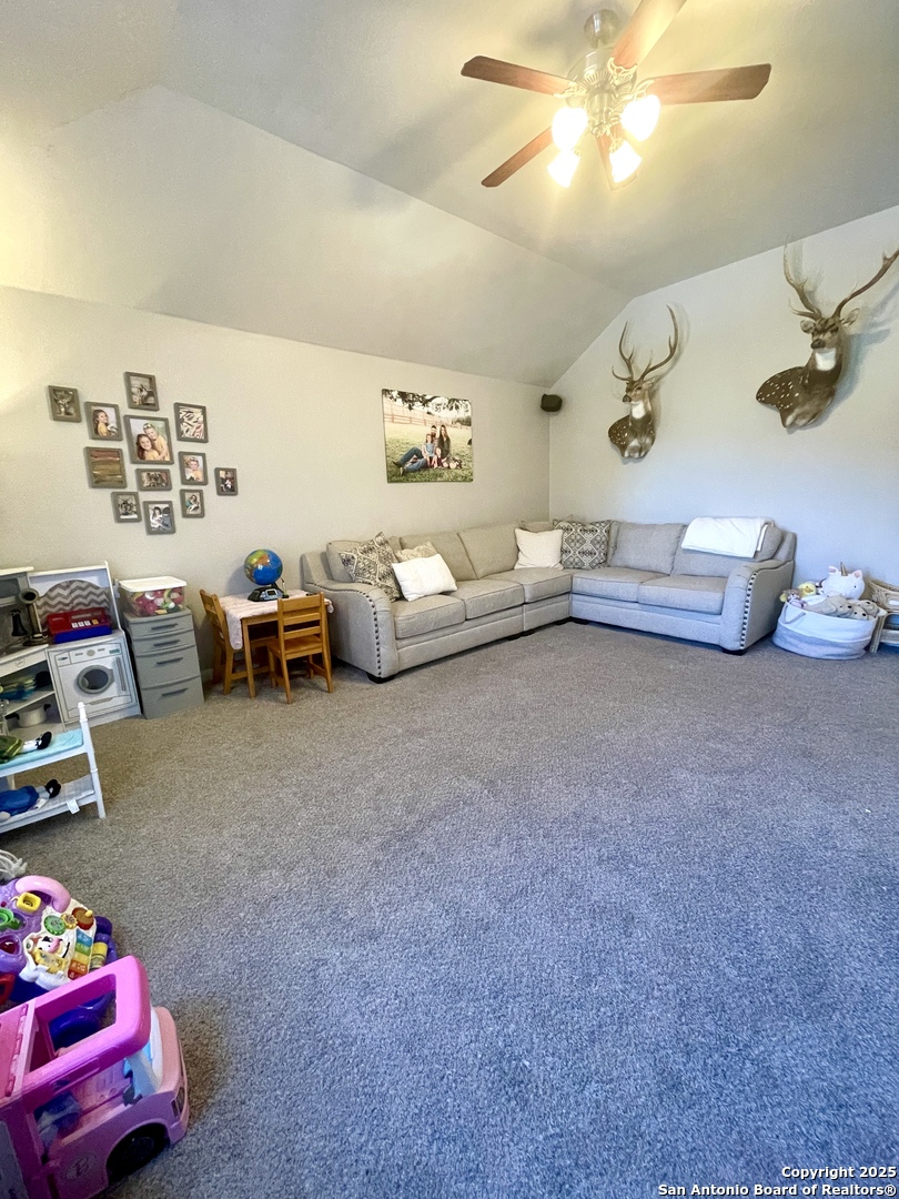 property viewer photo 27