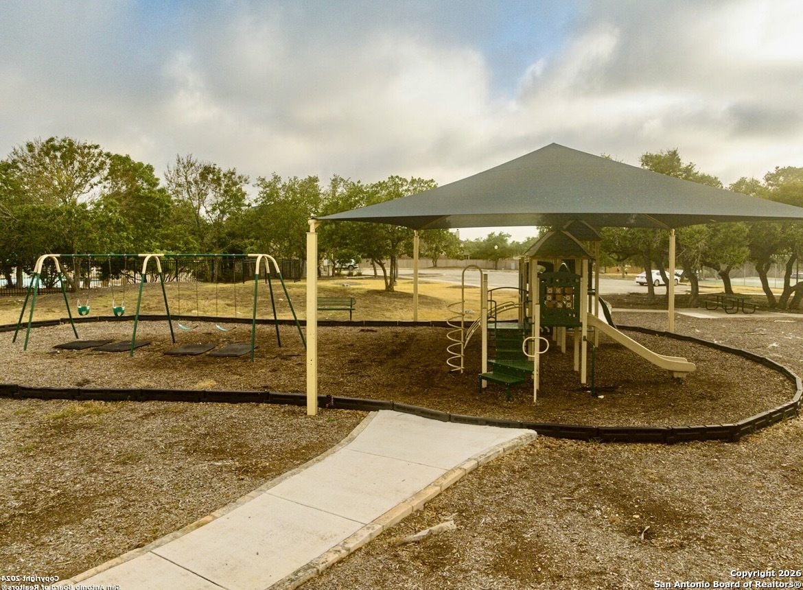 property viewer photo 38