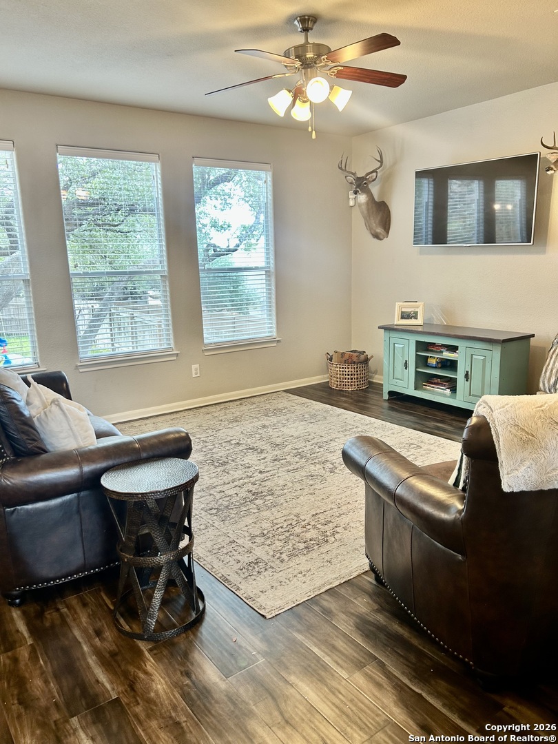 property viewer photo 7