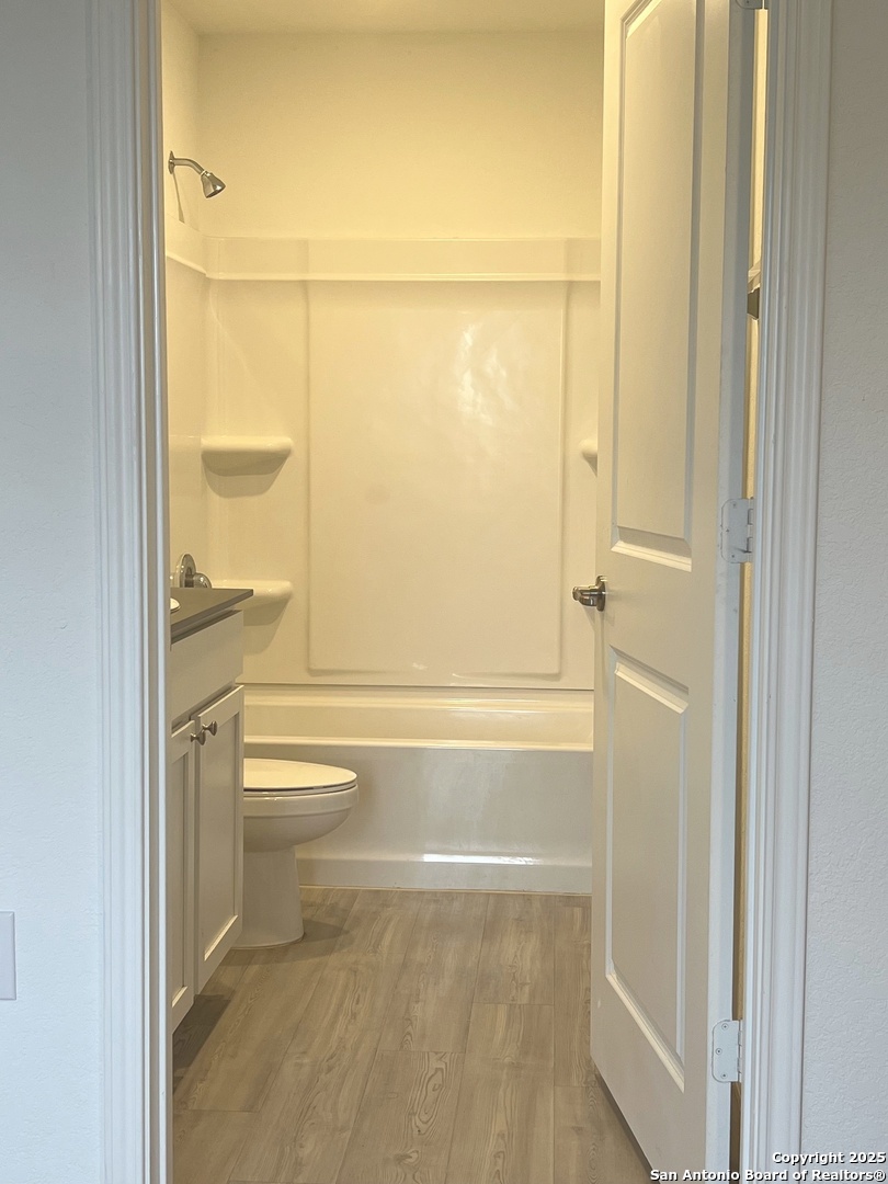 property viewer photo 11