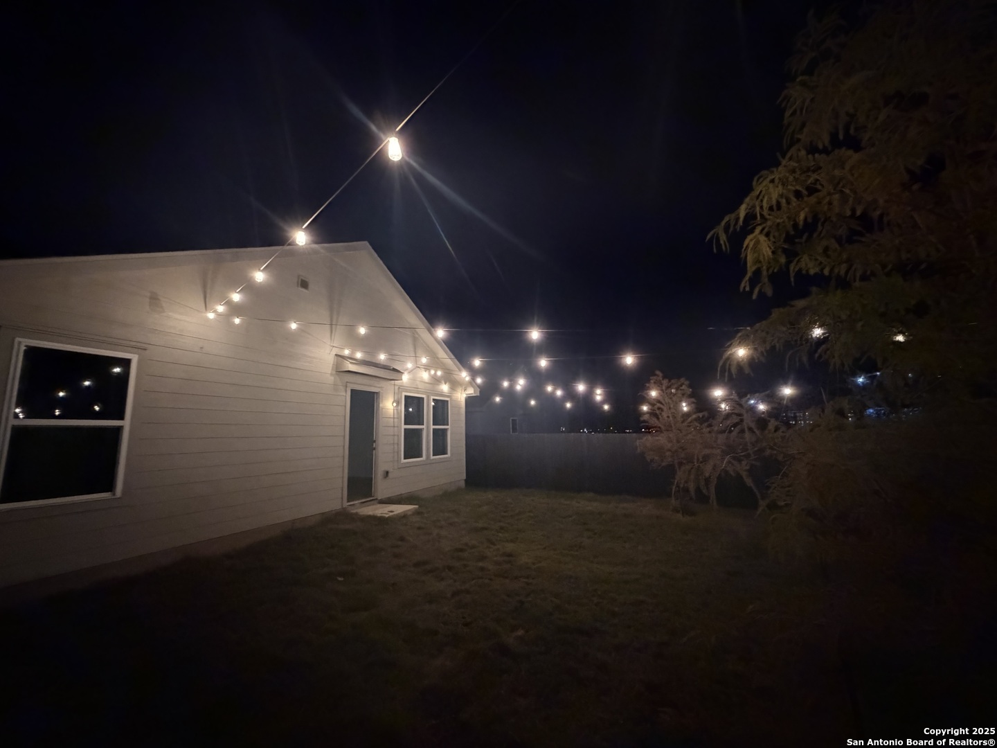 property viewer photo 15