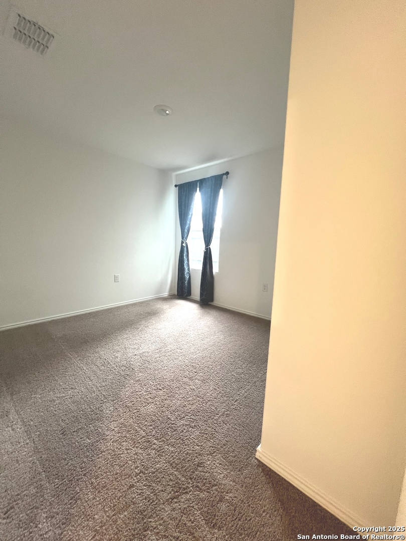 property viewer photo 5