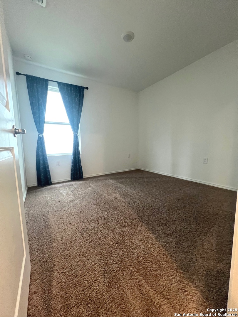 property viewer photo 9
