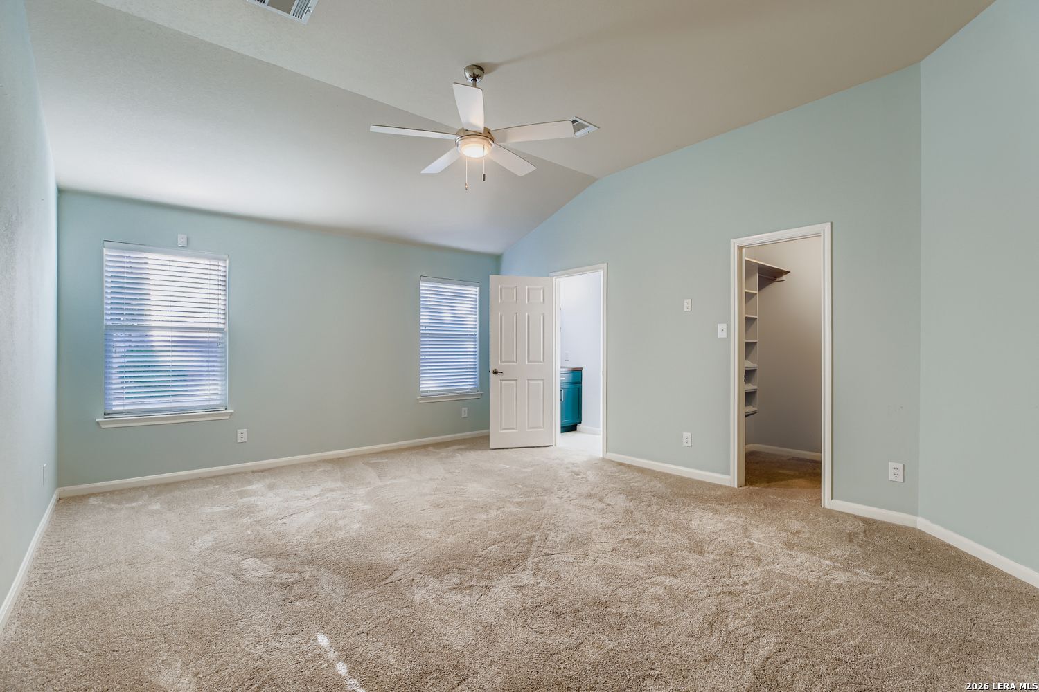 property viewer photo 14