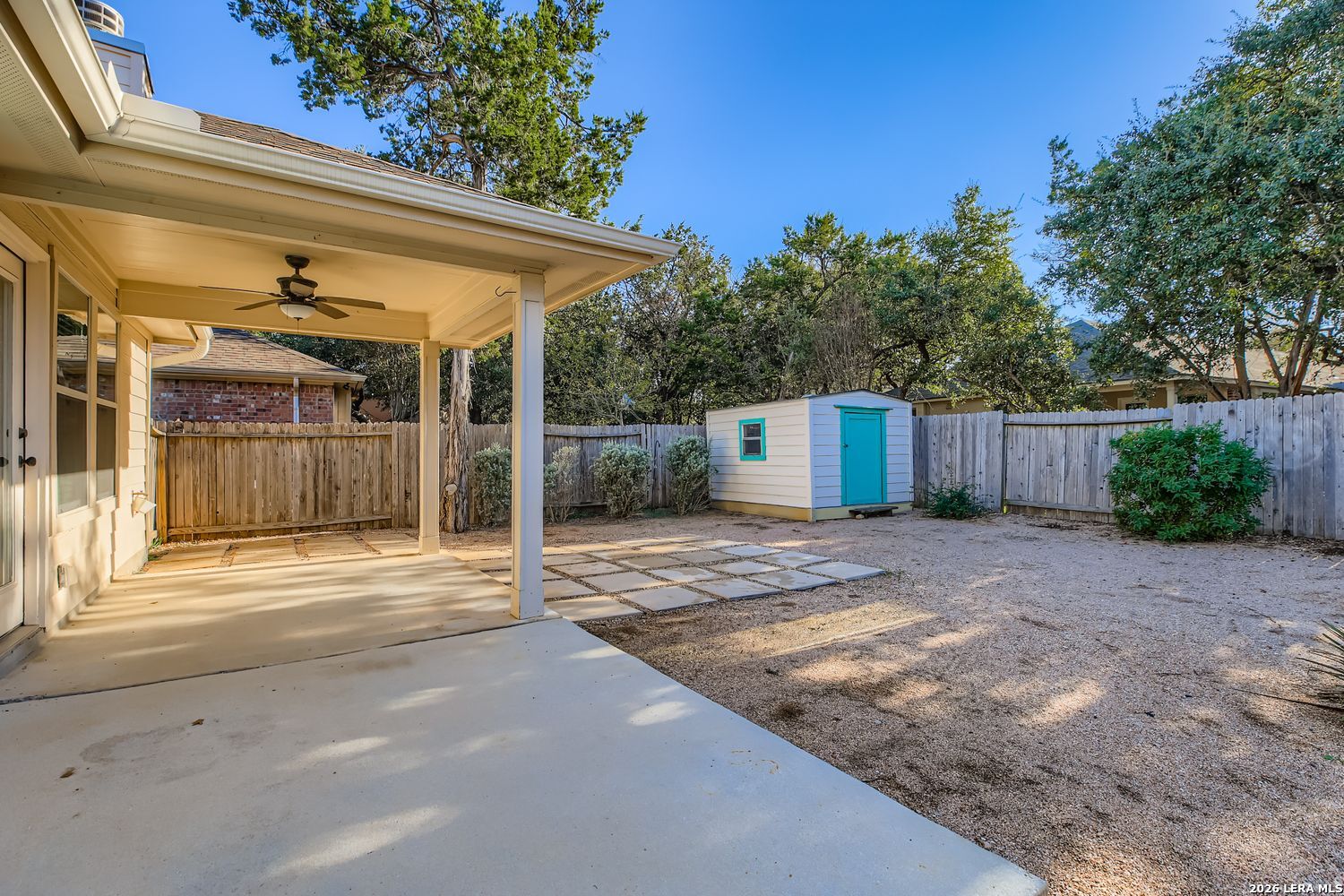 property viewer photo 23