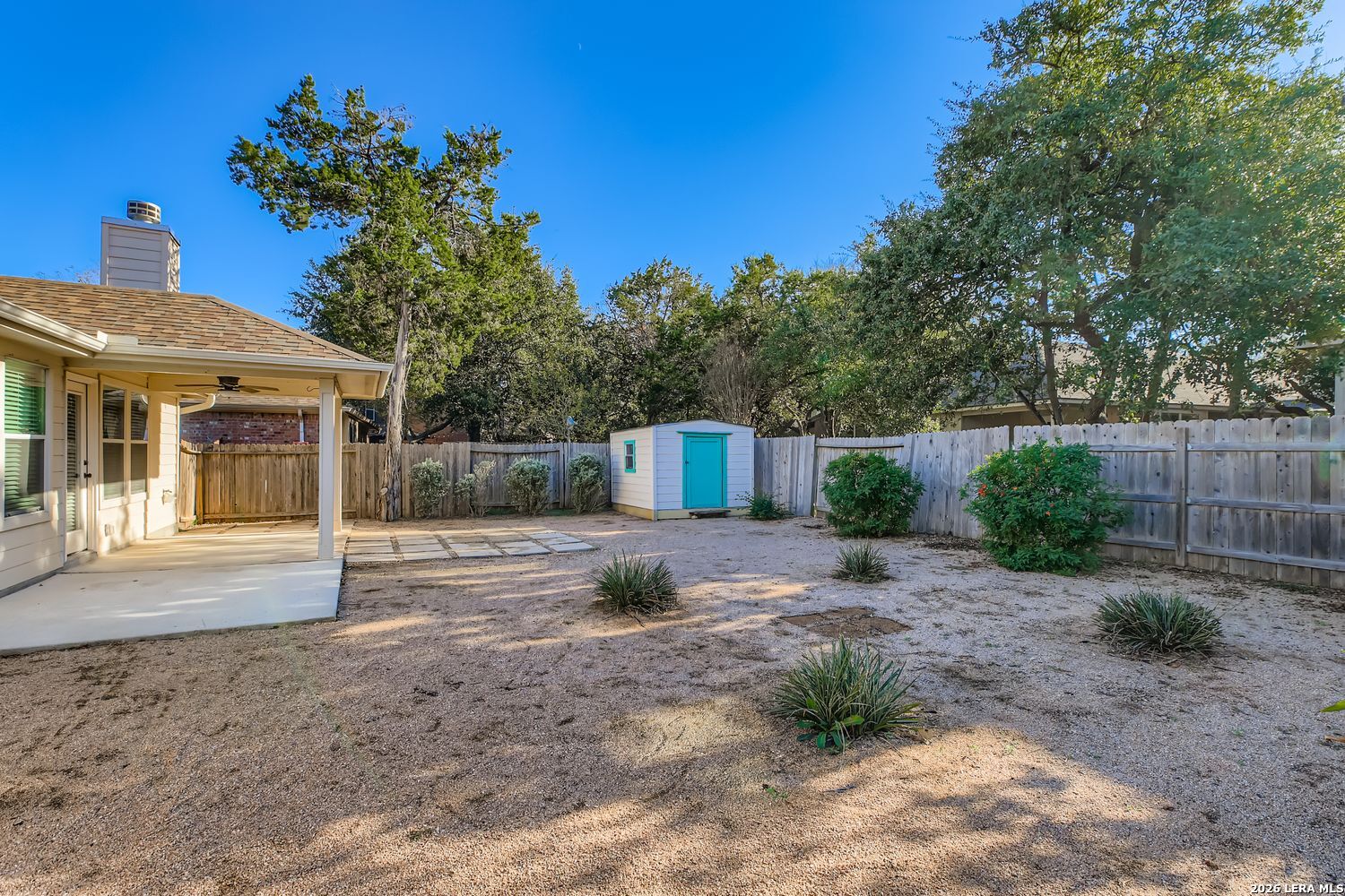 property viewer photo 24