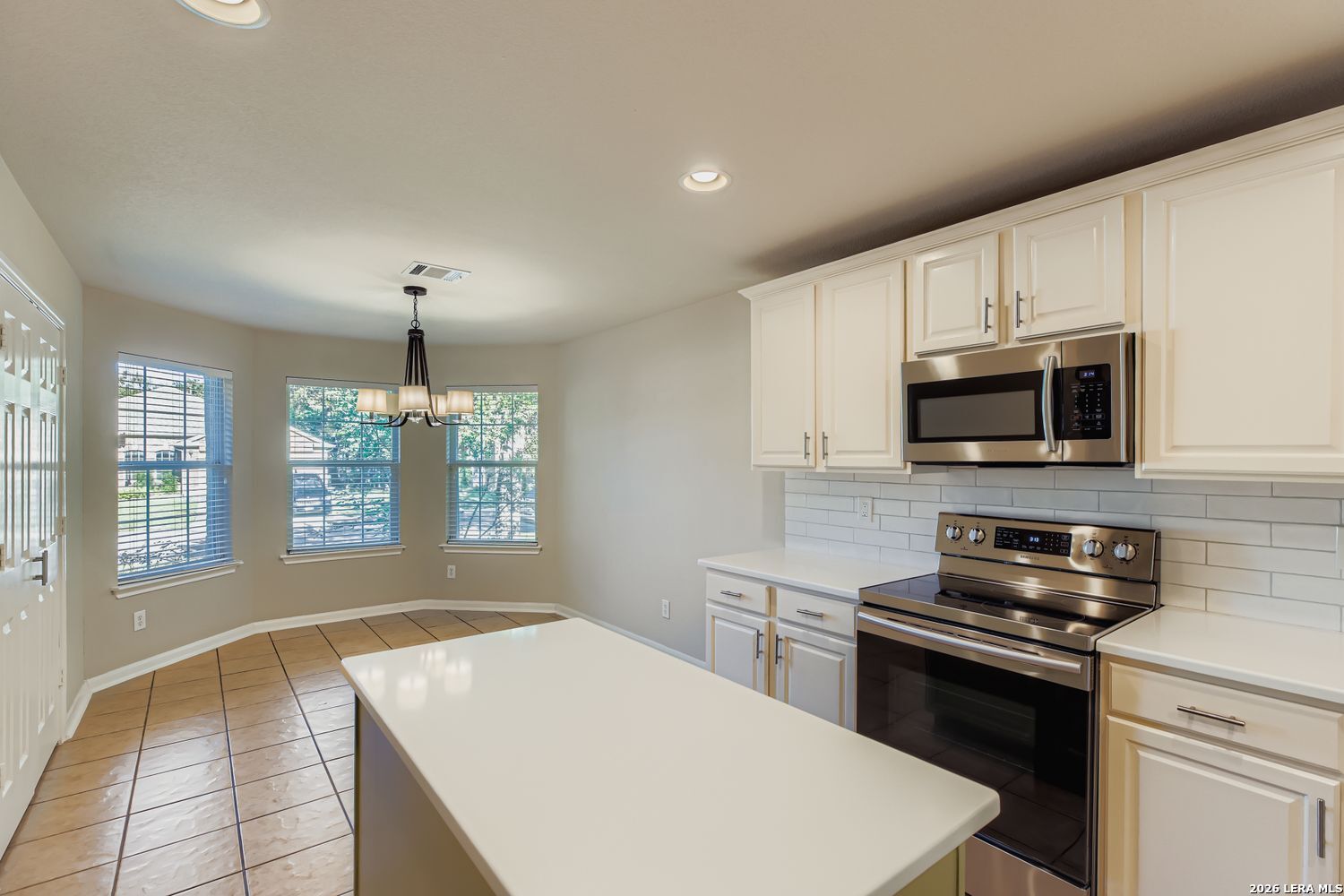 property viewer photo 9