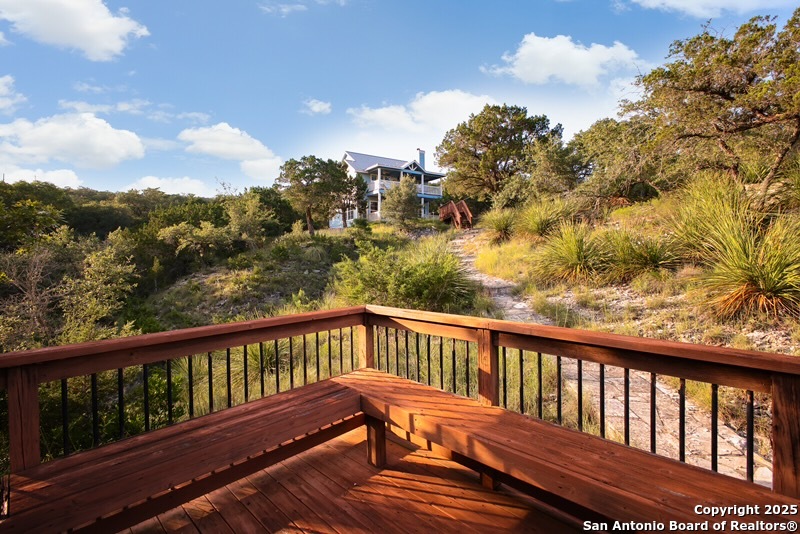 main property photo 25