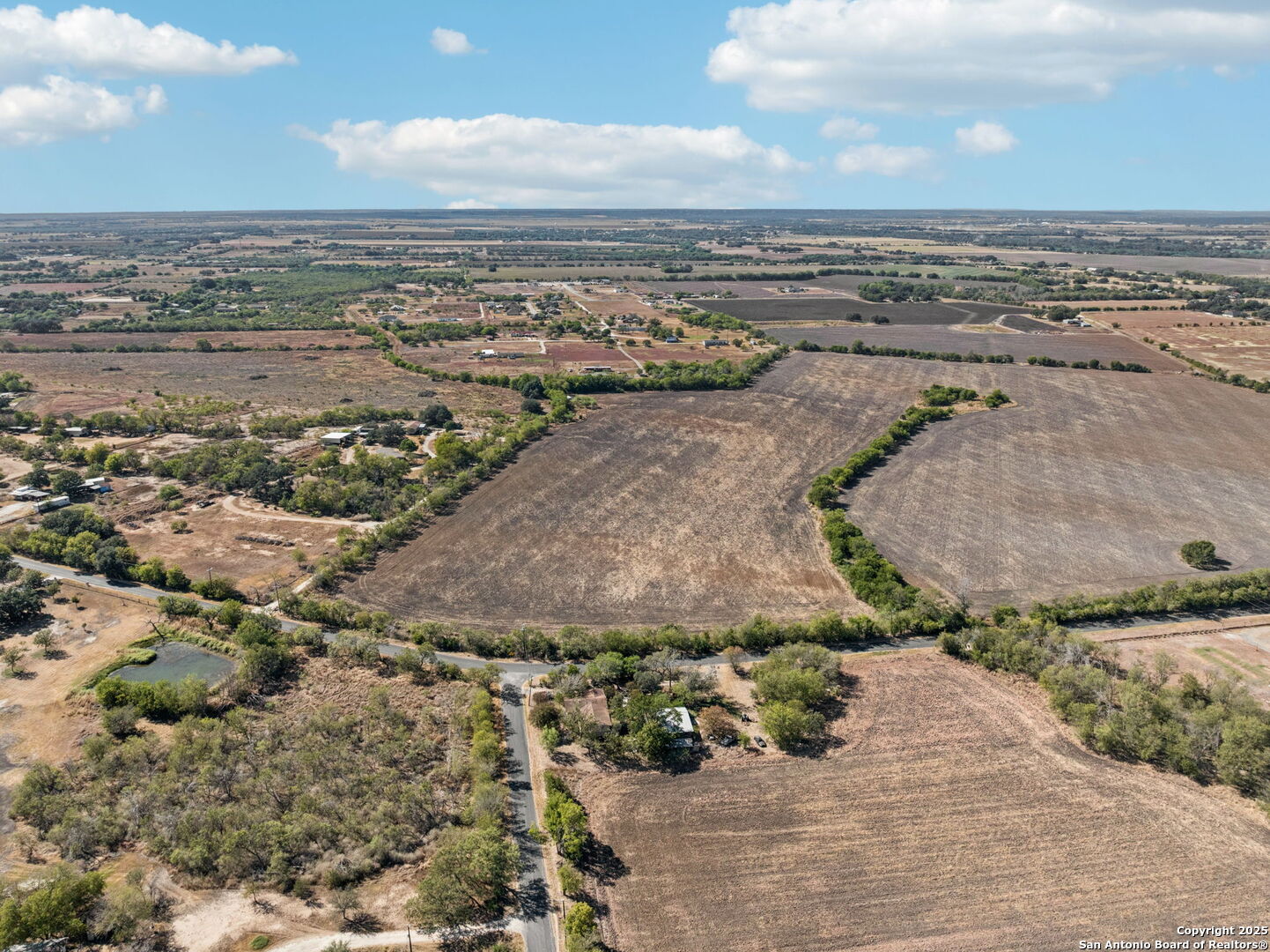 main property photo 20
