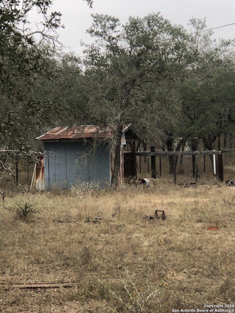 main property photo 17