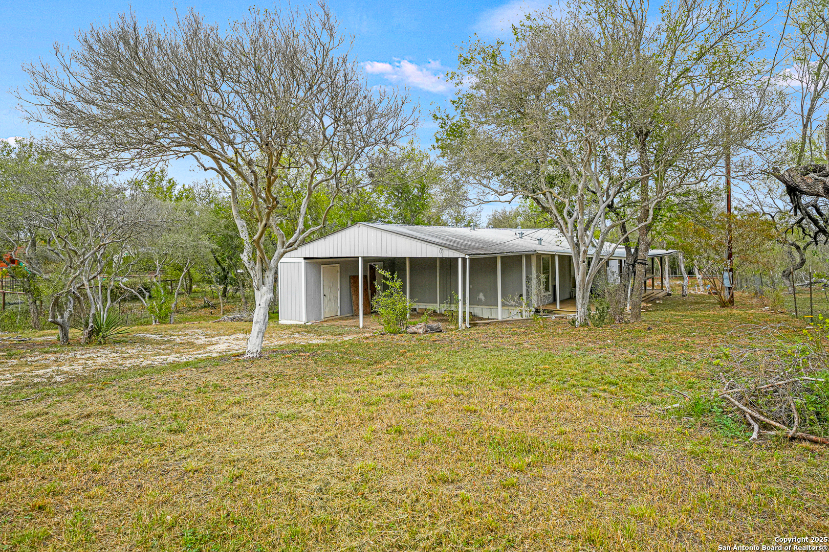main property photo 2