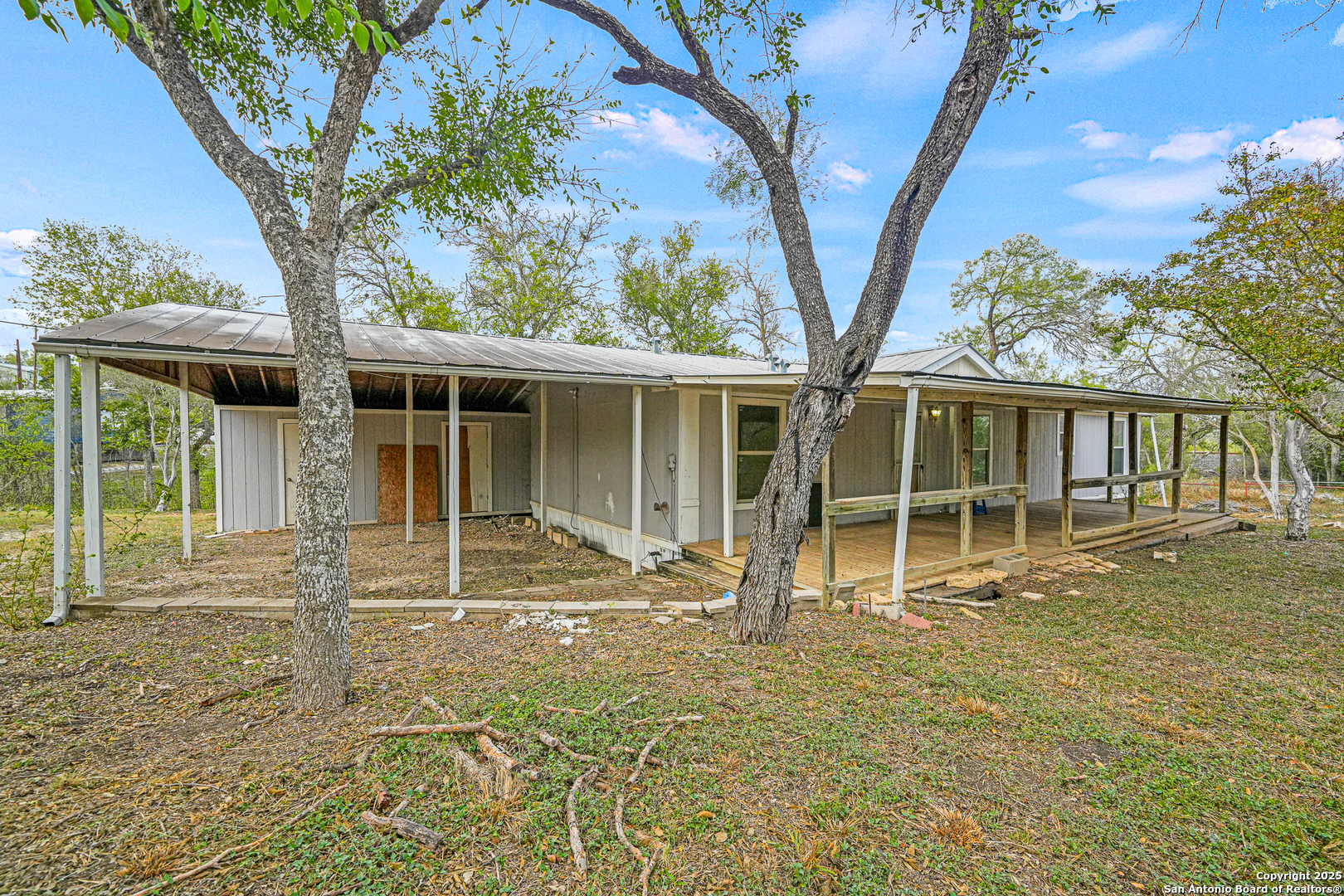 main property photo 3