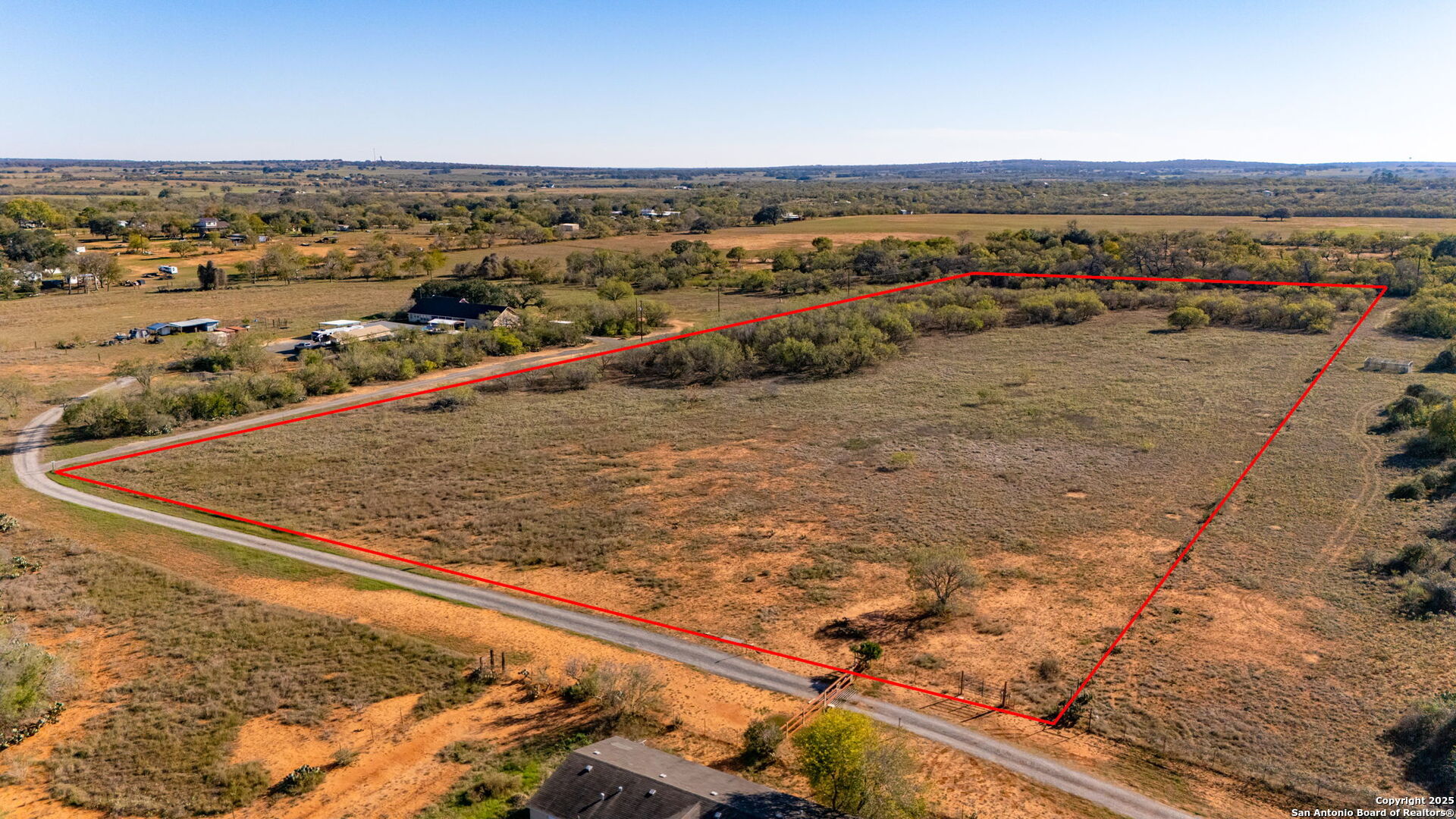 main property photo 5