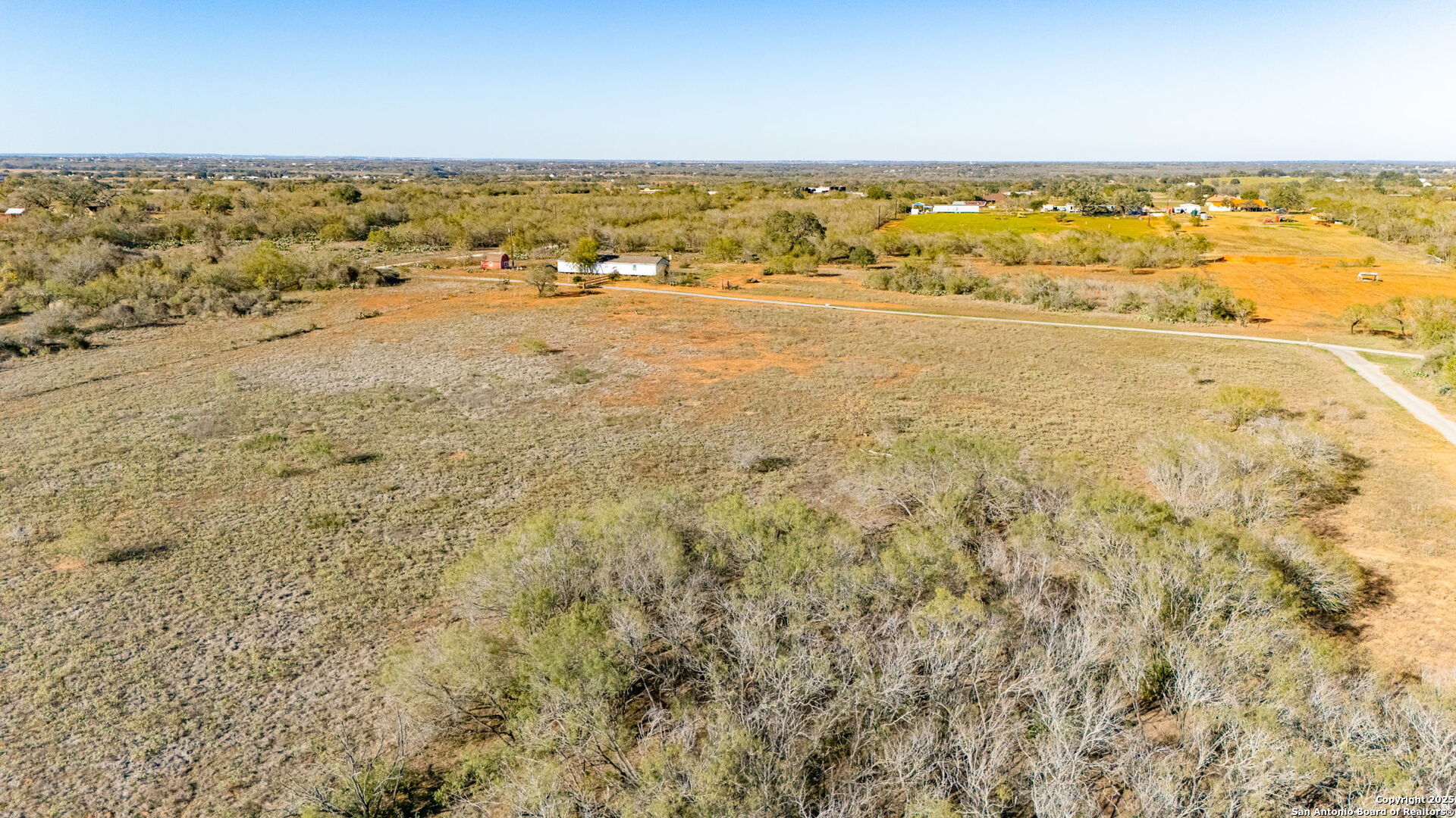 main property photo 9