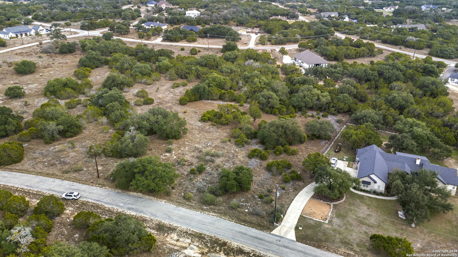main property photo 9