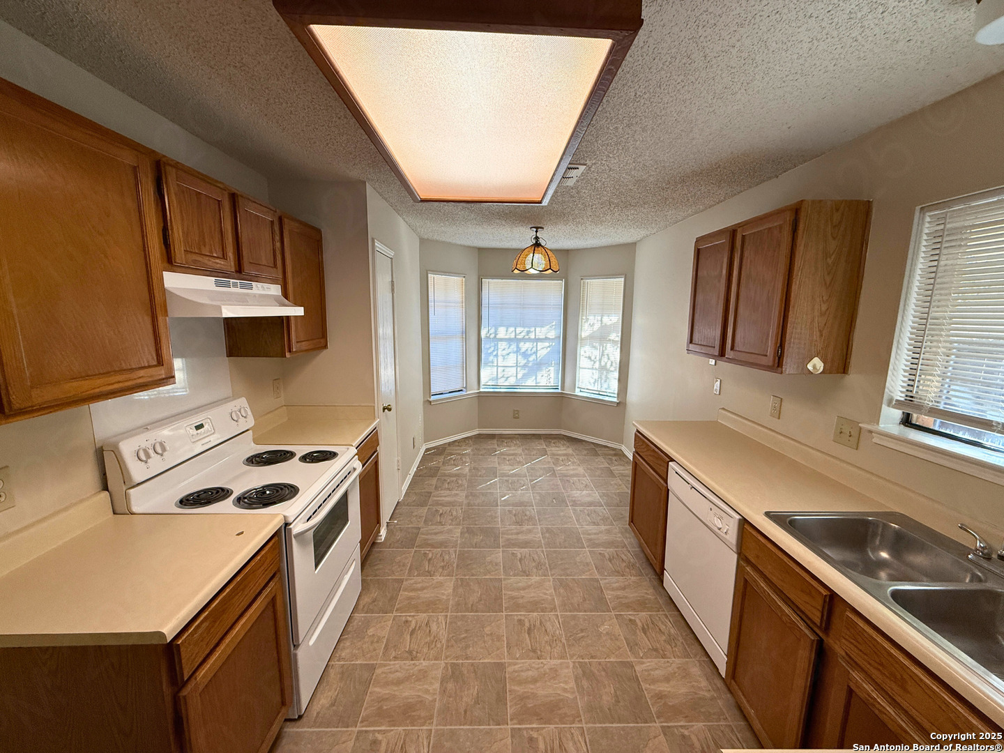 property viewer photo 5