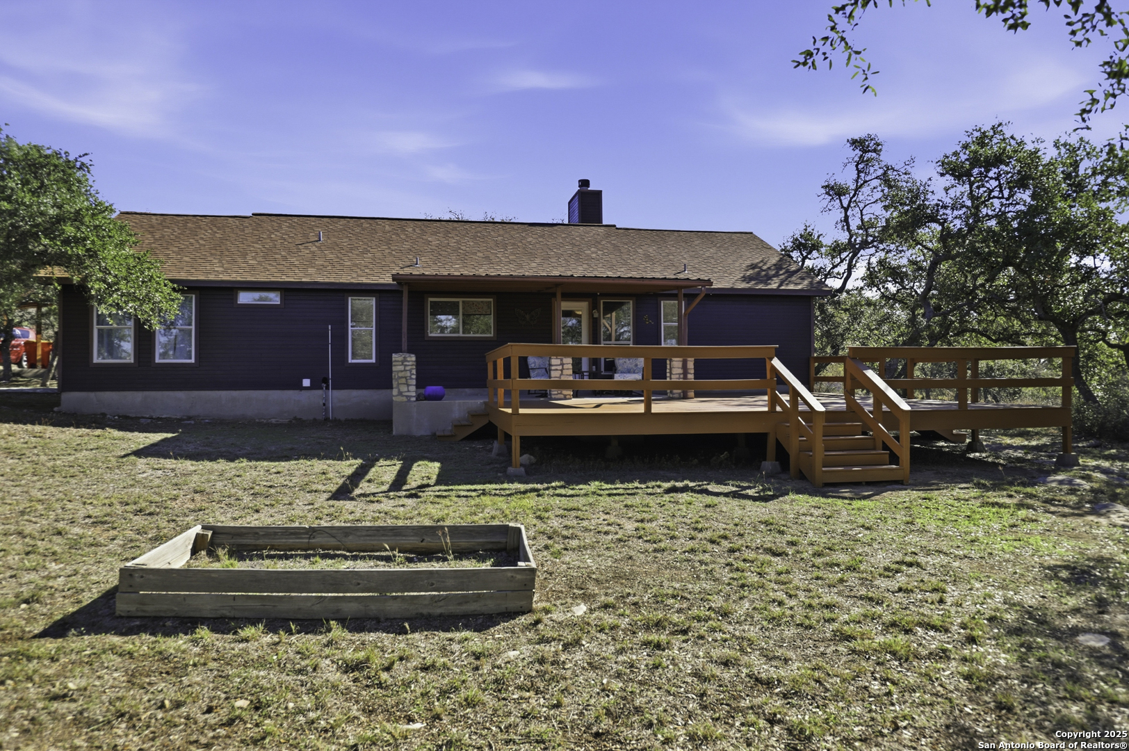 main property photo 21