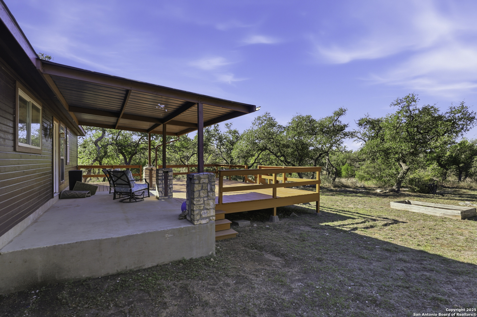main property photo 22
