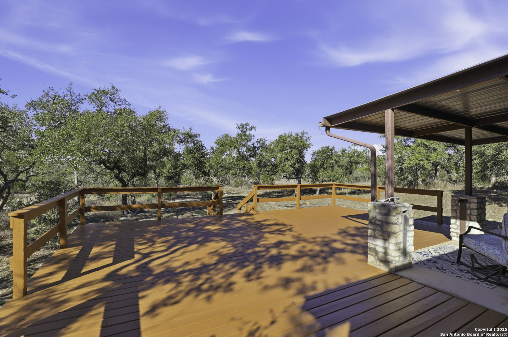 main property photo 25