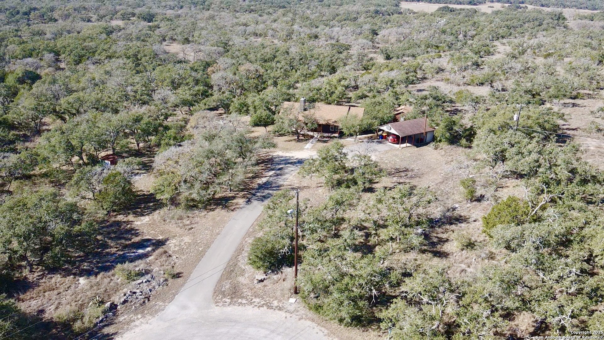 main property photo 31