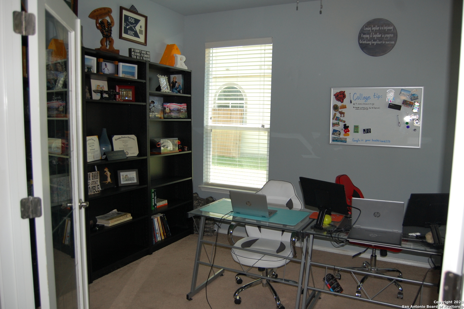 main property photo 40