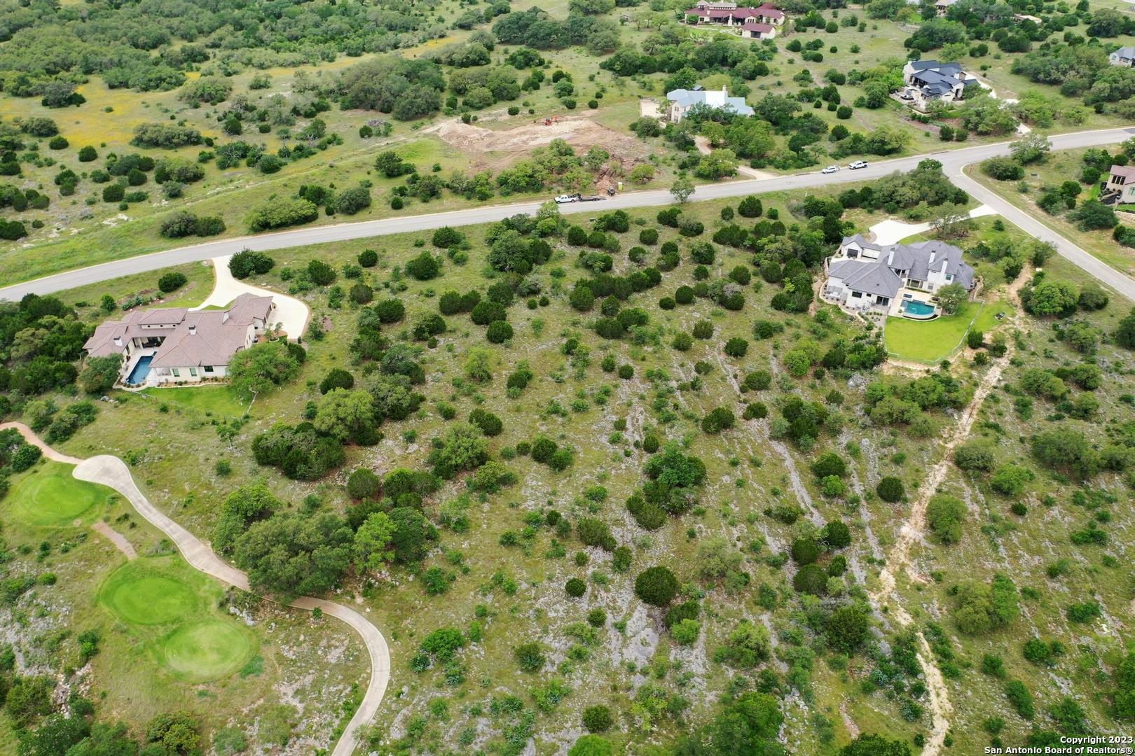 main property photo 4