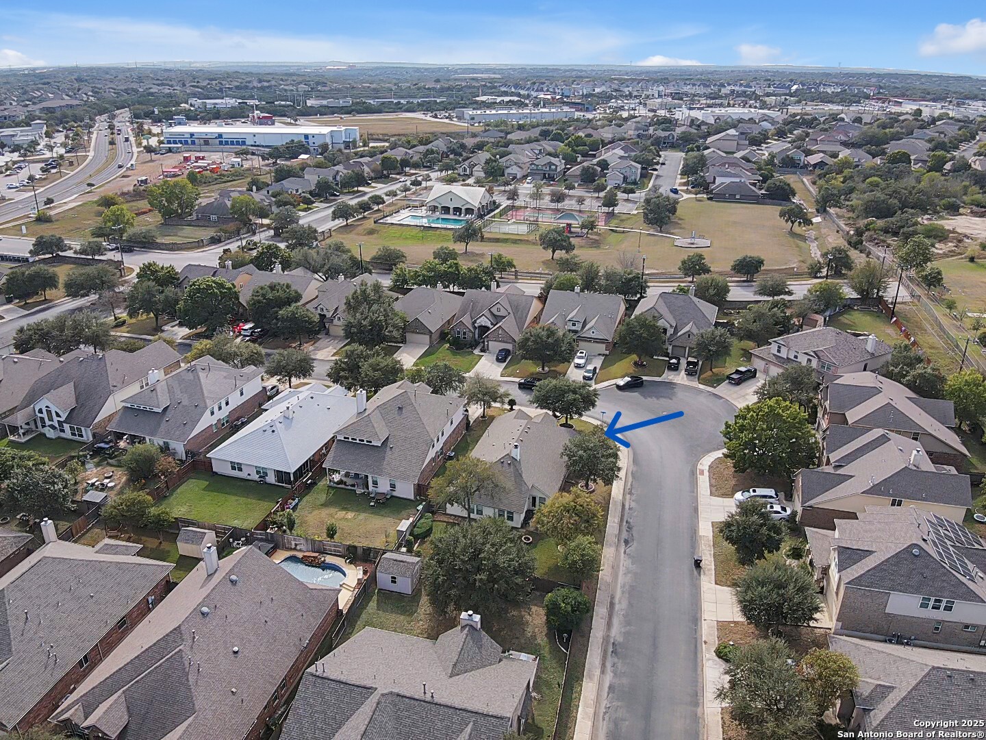 main property photo 13