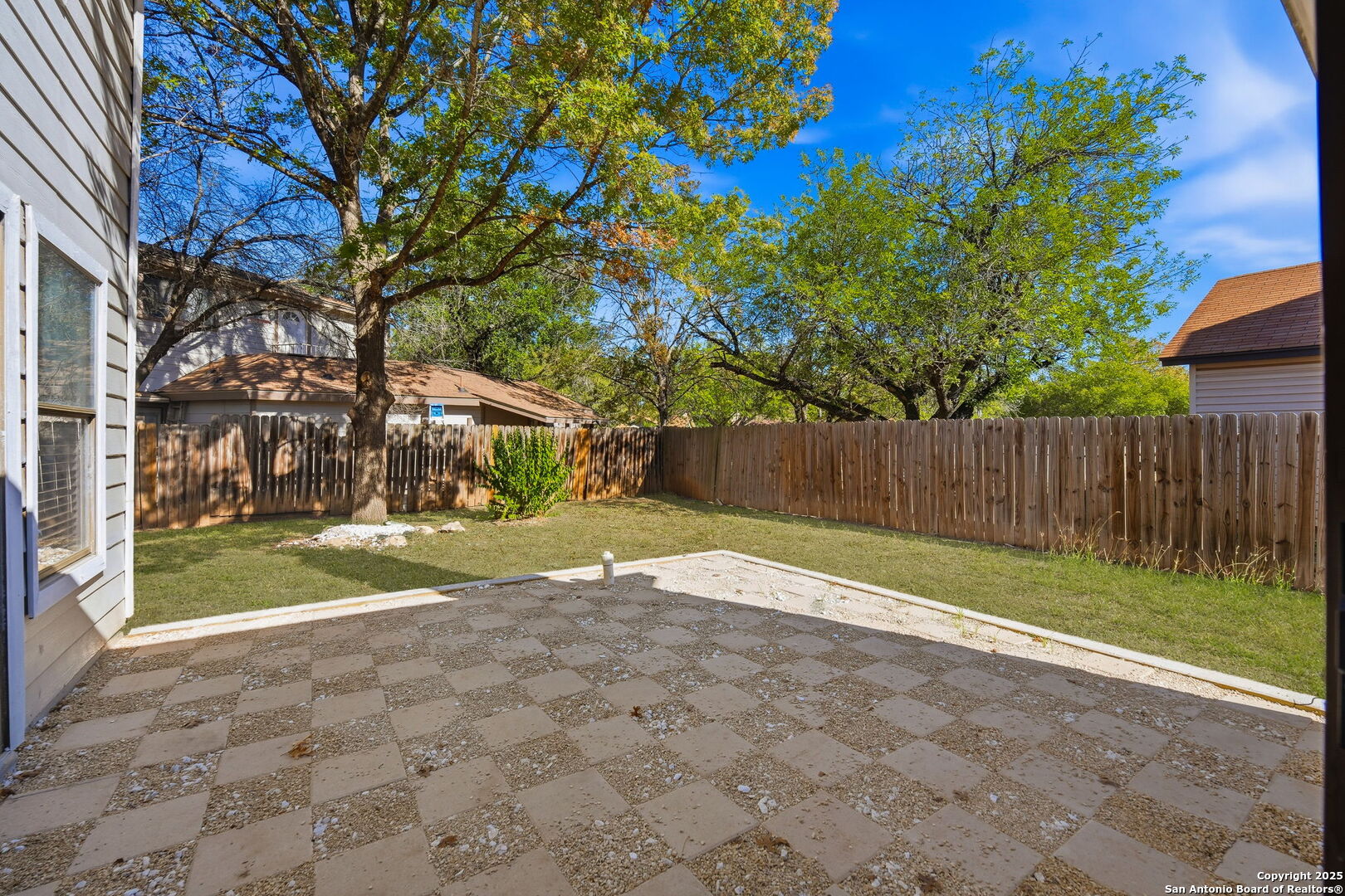 main property photo 26