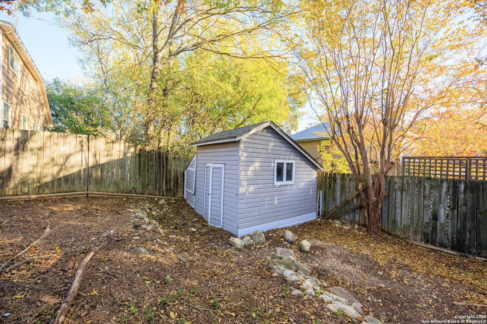 main property photo 29