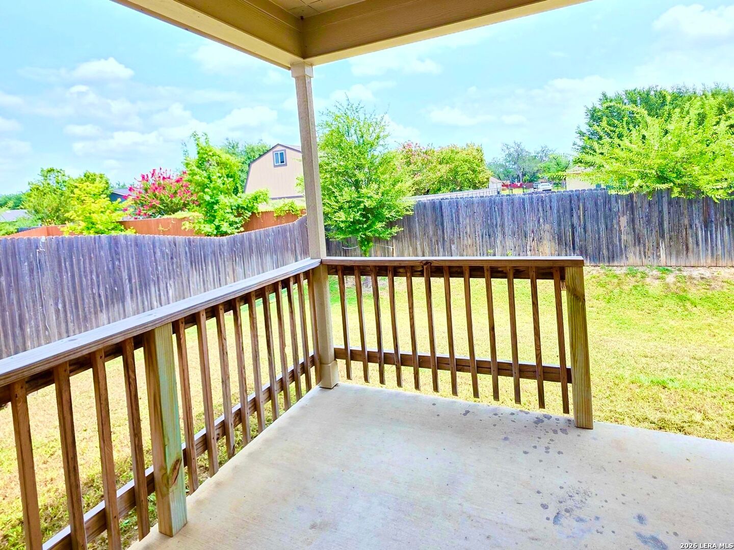 main property photo 16